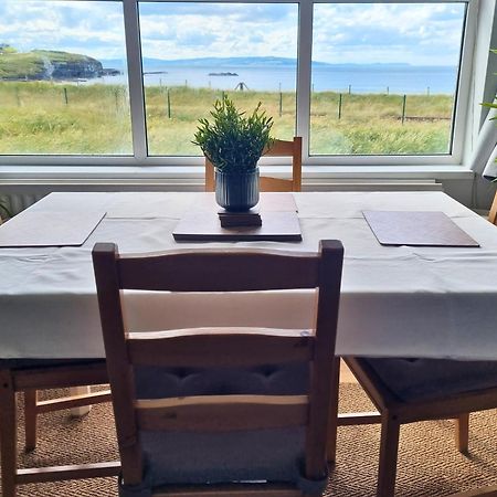 6 Dunluce Park - Portrush By The Sea Apartment ภายนอก รูปภาพ
