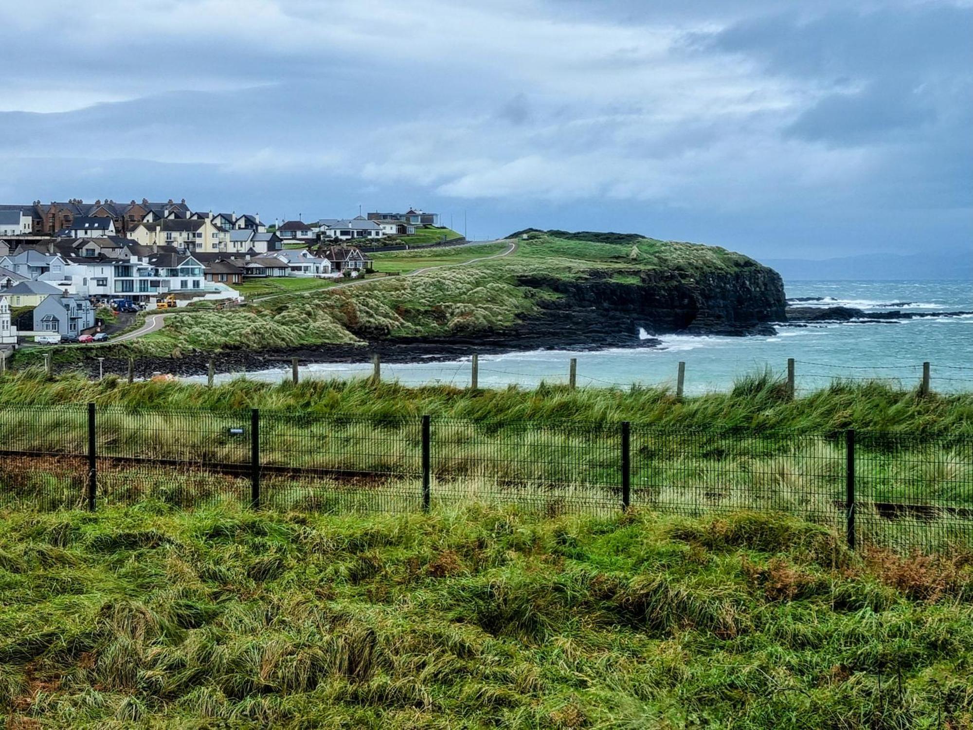 6 Dunluce Park - Portrush By The Sea Apartment ภายนอก รูปภาพ