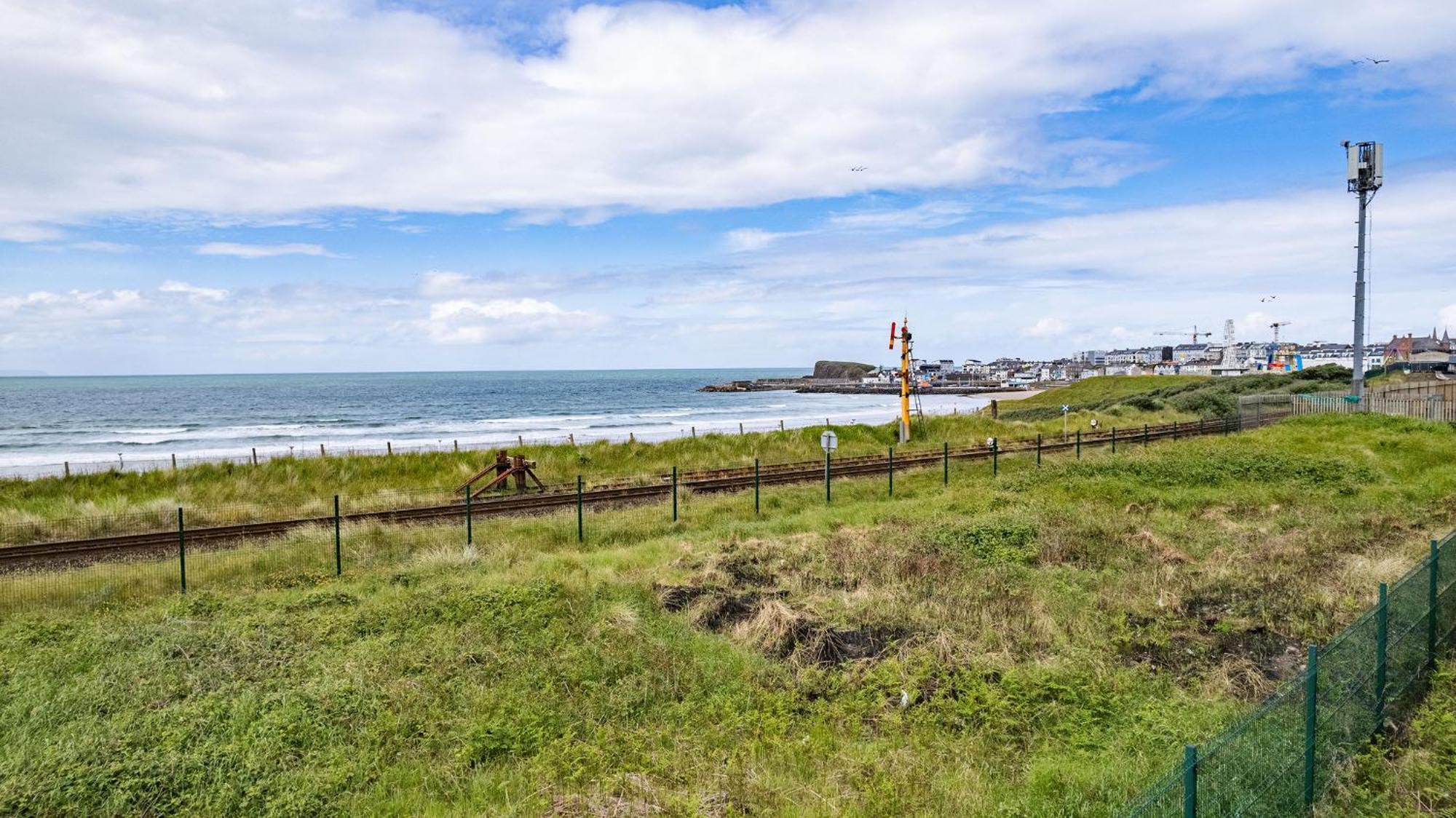 6 Dunluce Park - Portrush By The Sea Apartment ภายนอก รูปภาพ