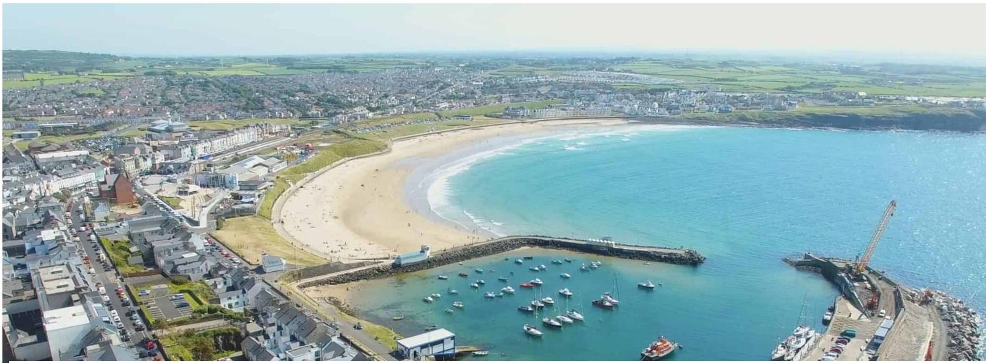 6 Dunluce Park - Portrush By The Sea Apartment ภายนอก รูปภาพ