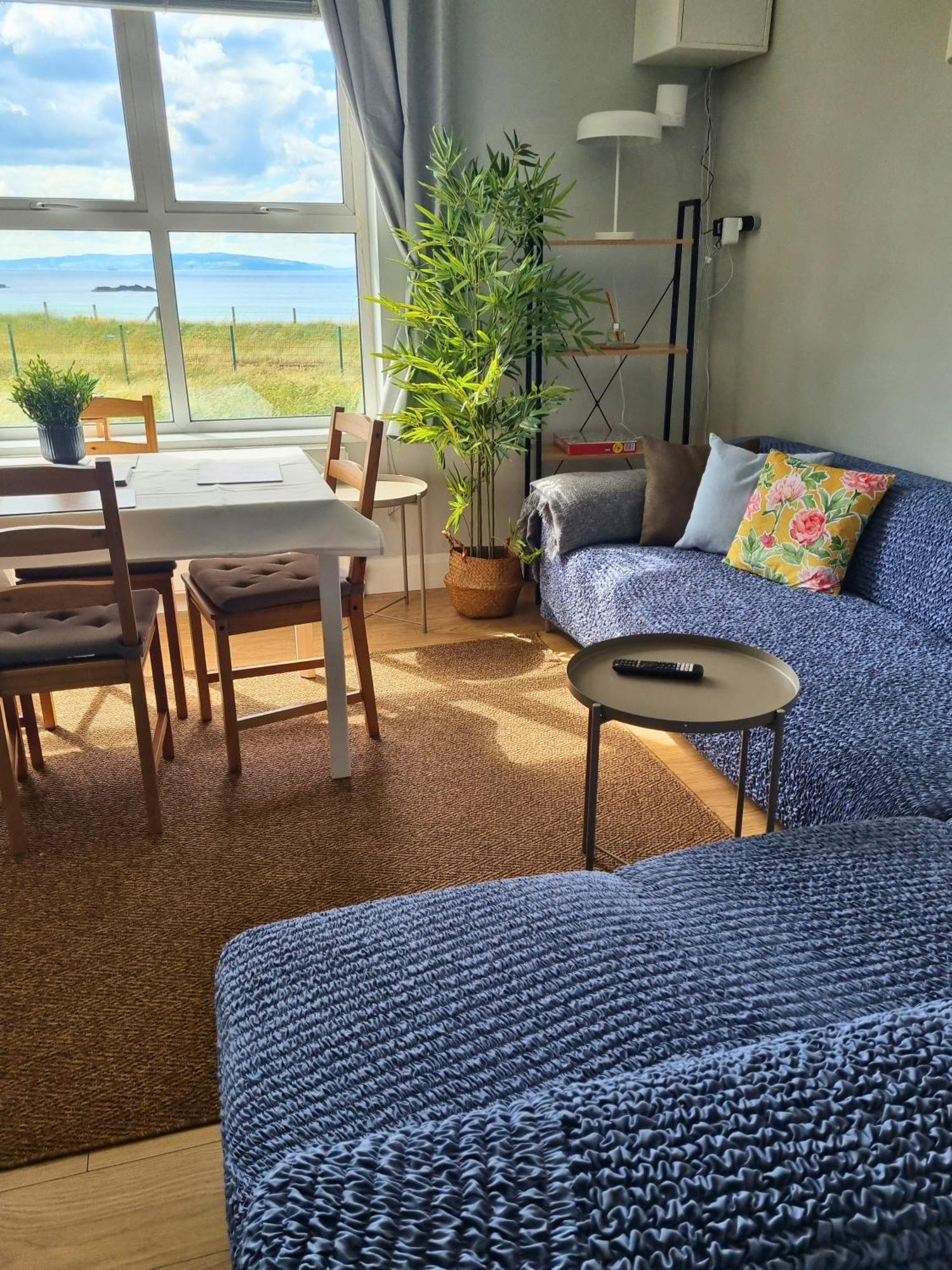 6 Dunluce Park - Portrush By The Sea Apartment ภายนอก รูปภาพ